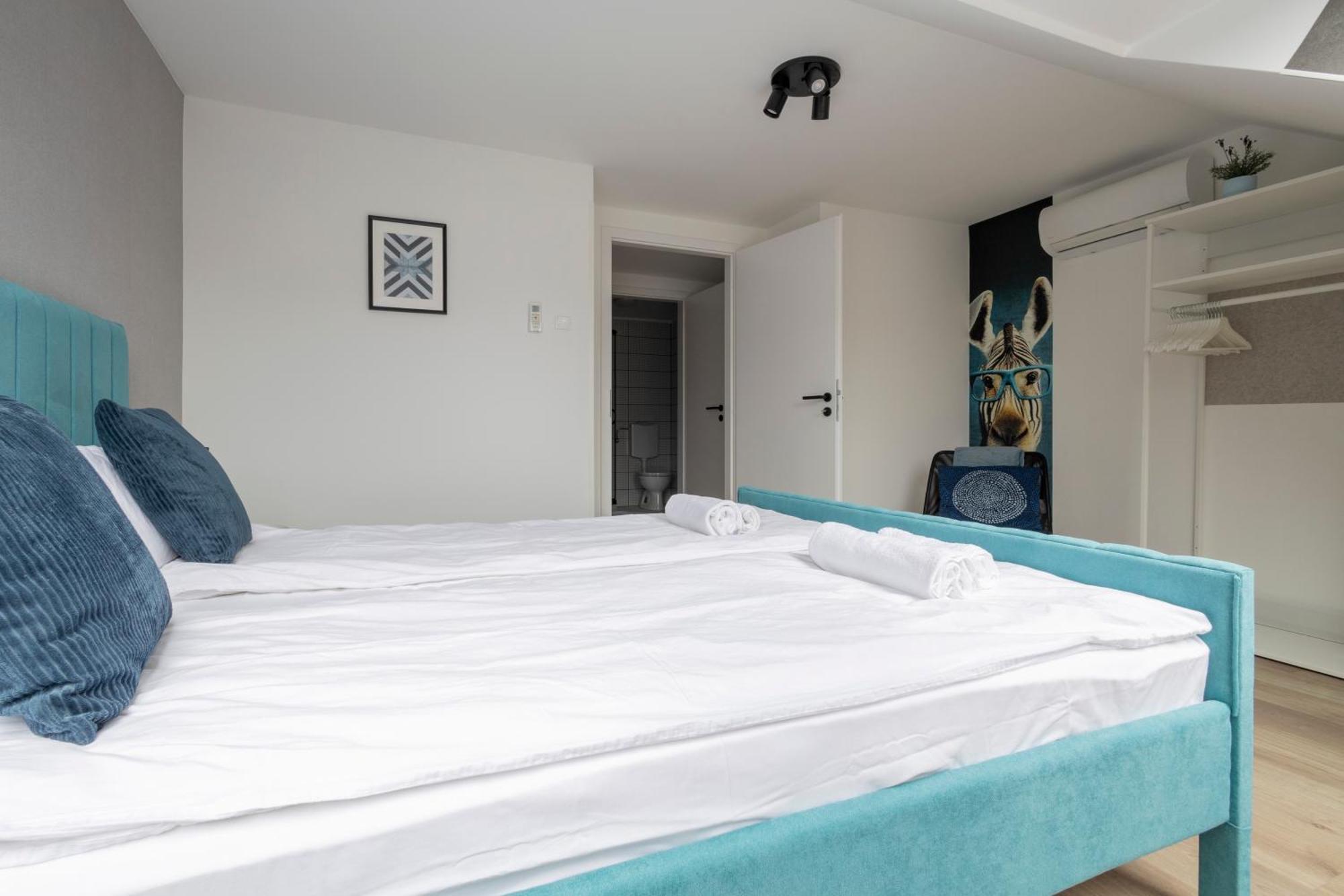 Naomi & Sophia Apartman Budapest Exteriör bild