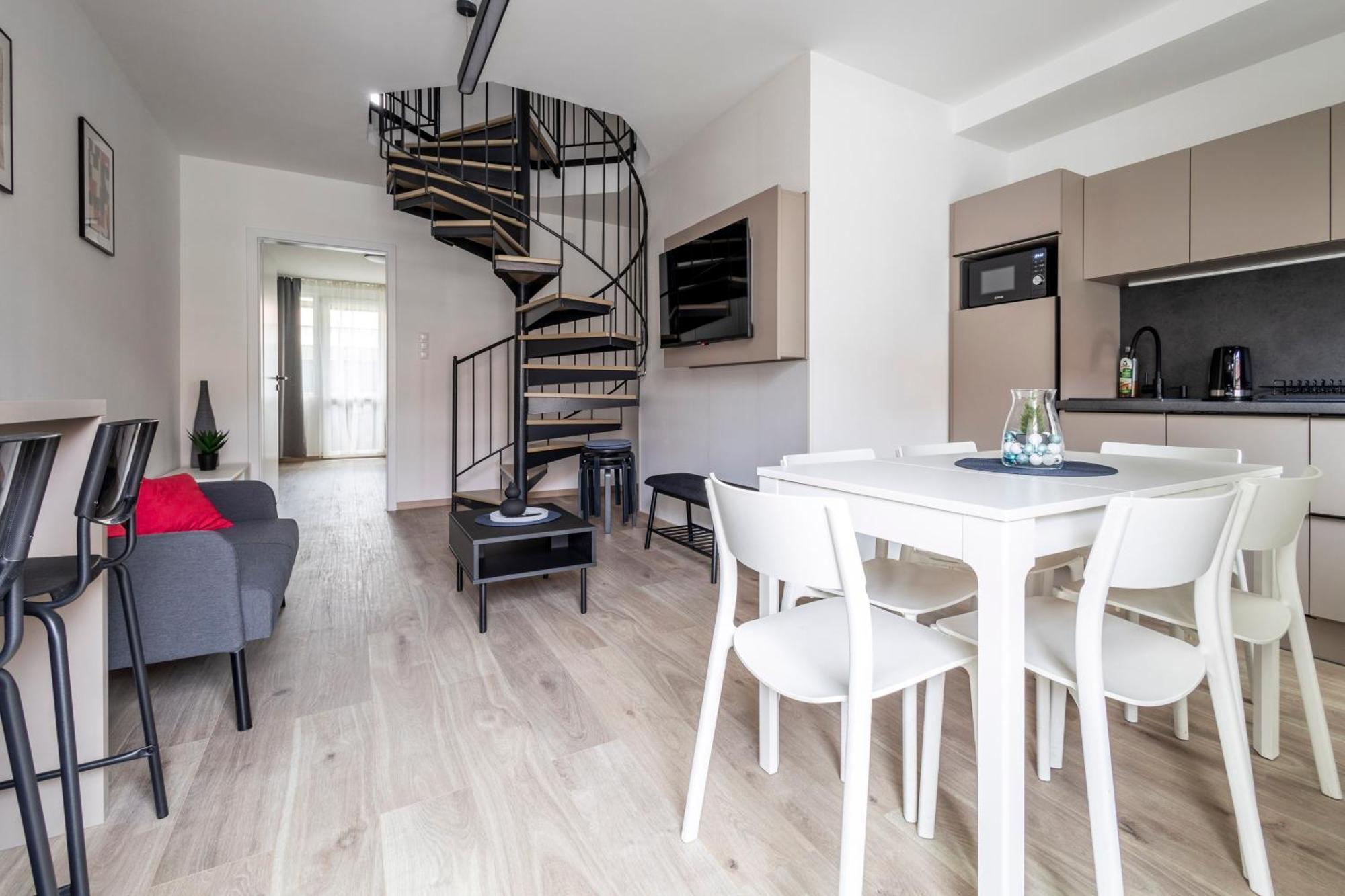 Naomi & Sophia Apartman Budapest Exteriör bild